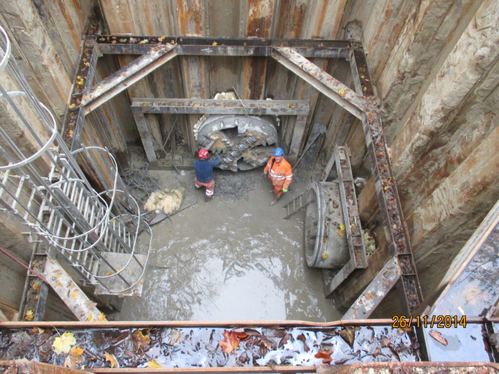 Microtunnelier-Corbusier_10