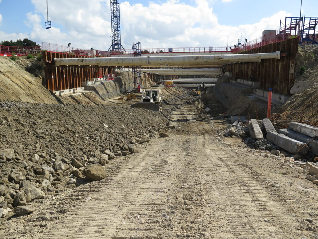 Passage-sous-fluvial-Kérino_2